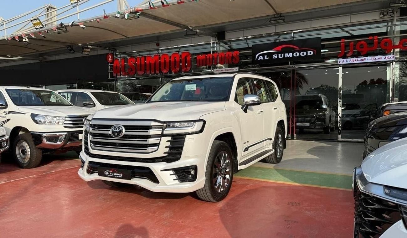 تويوتا لاند كروزر VXR 3.5L Toyota Land Cruiser 3.5L VXR Twin Turbo V6 | 2025 | 0KM | GCC