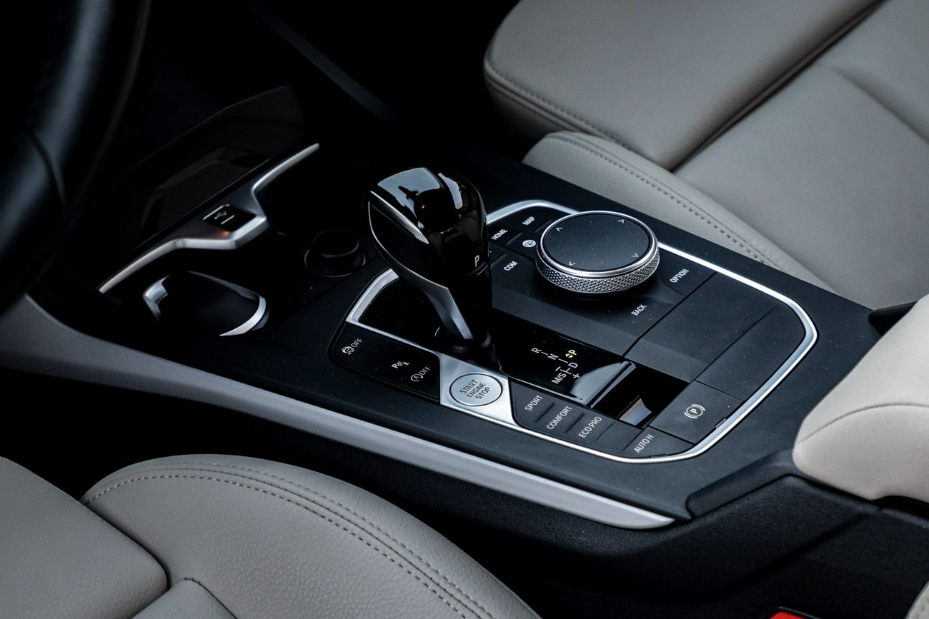 BMW 218i 218i | 1,782 P.M | 0% Downpayment | ONE OWNER | AGENCY WARRANTY+SERVICE!