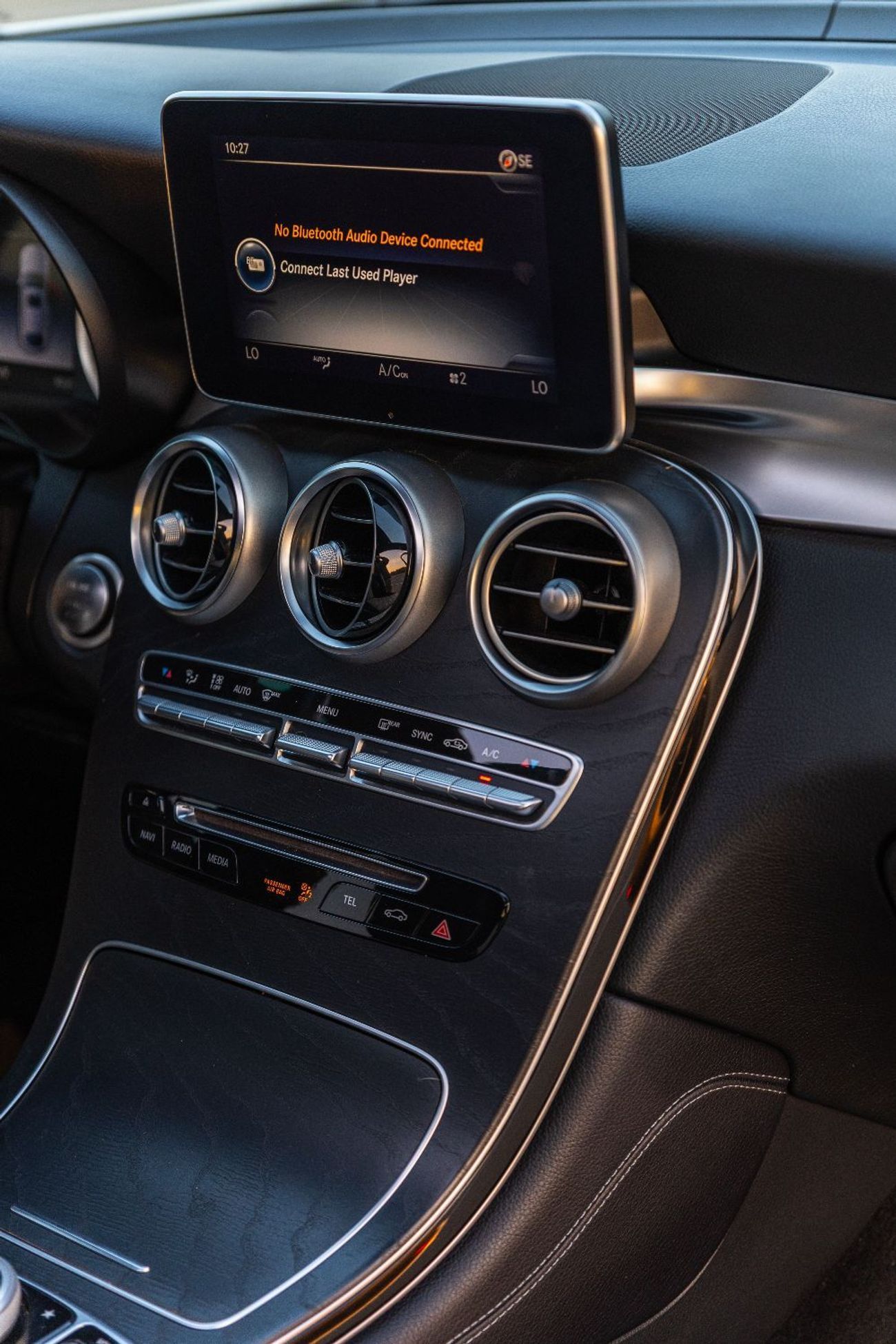 مرسيدس بنز GLC 300 2018 Mercedes GLC300 3years warranty, 2 years service, free registration, contact number 0507273386