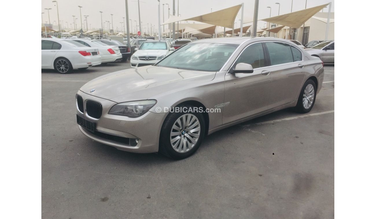 BMW 730Li i model 2012 GCC car prefect condition full service full option low mileage