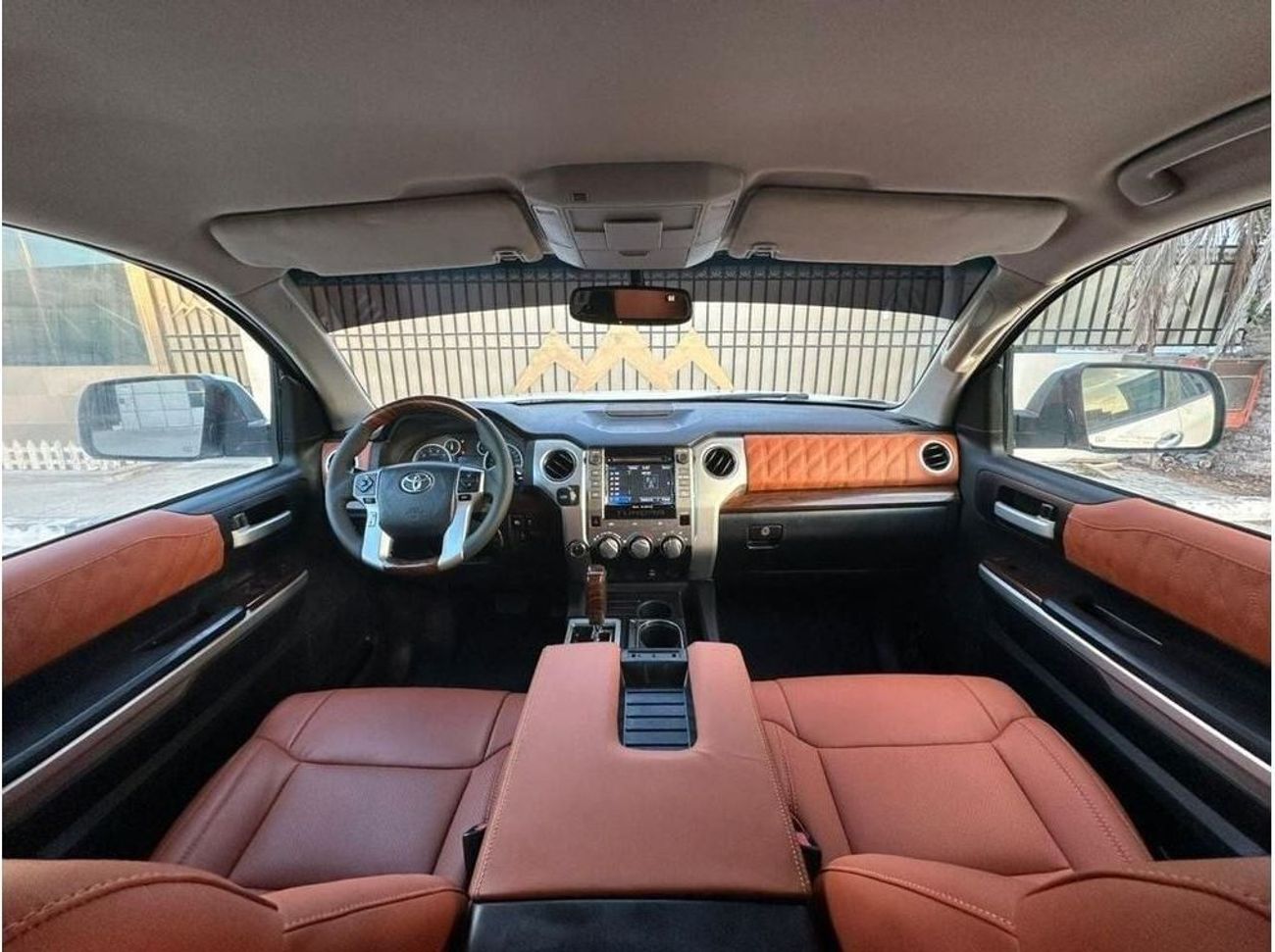 Toyota Tundra Crewmax 1974 Edition 5.7L