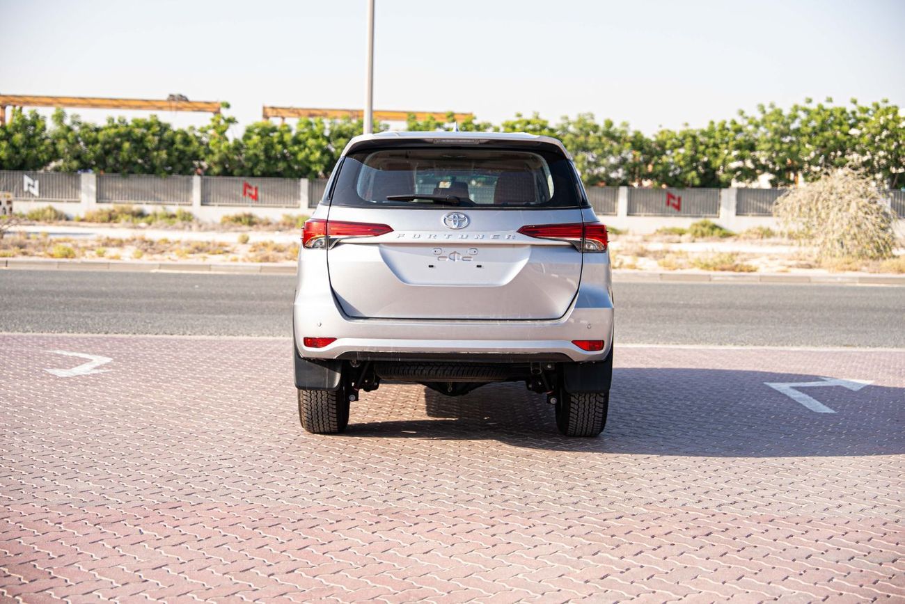 Toyota Fortuner 2.7 - Silver Metallic Inside Chamois | Export Only