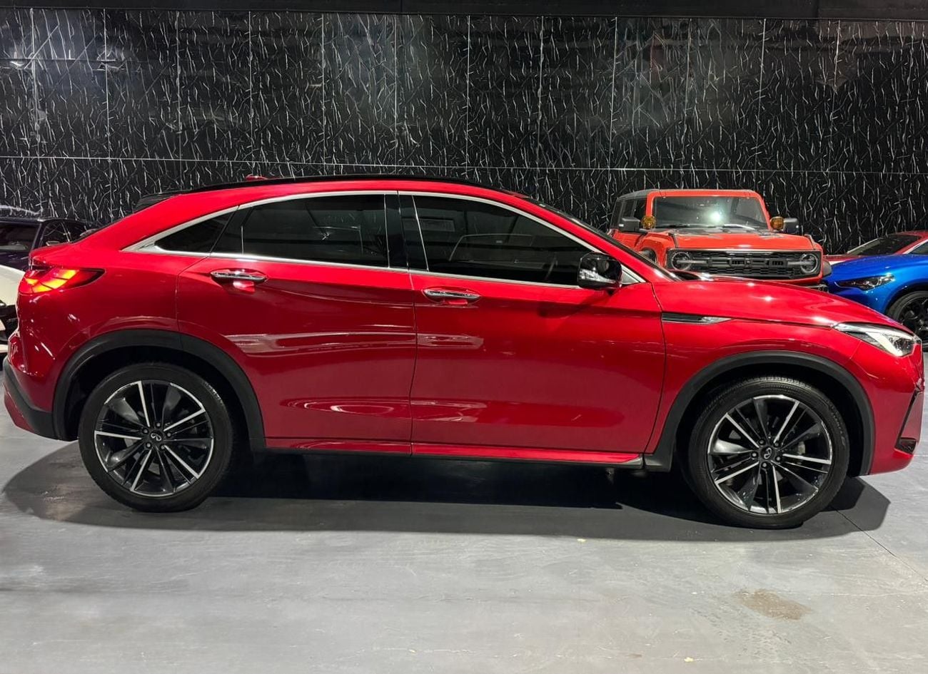 إنفينيتي QX55 LUXE