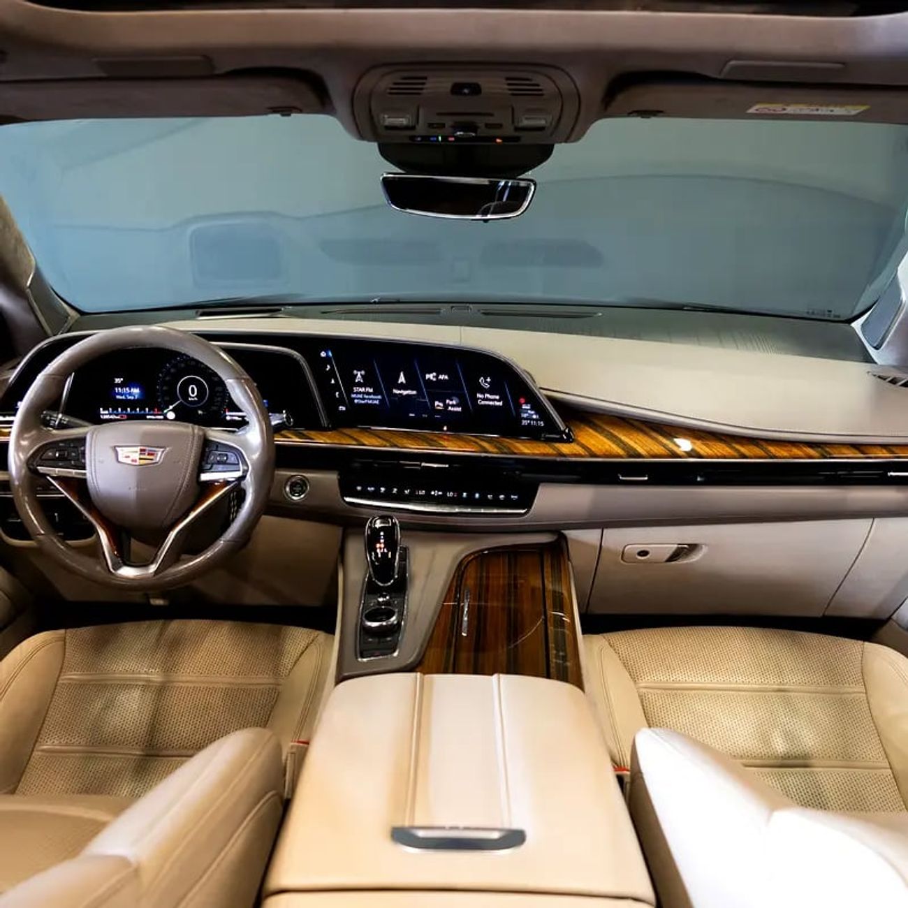 كاديلاك إسكالاد Premium Luxury Platinum 6.2L AWD