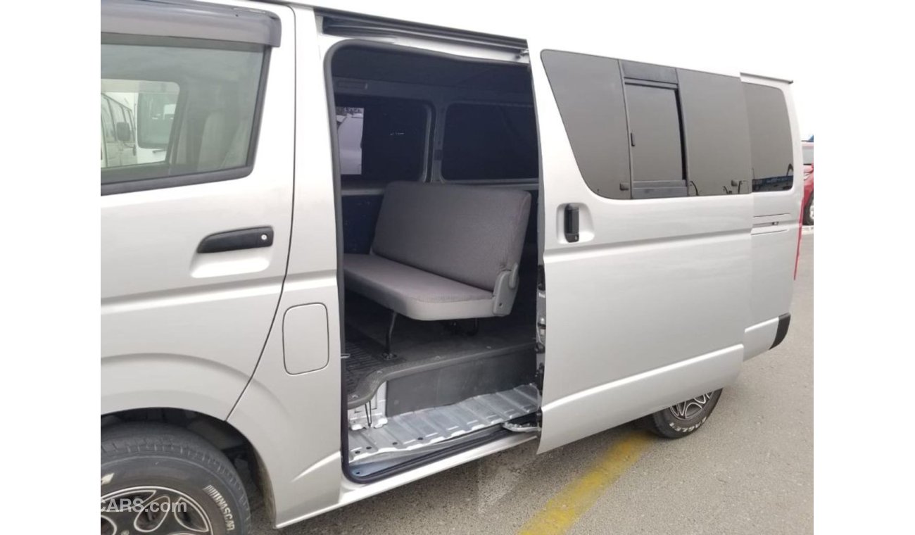 تويوتا هاياس Hiace RIGHT HAND DRIVE (Stock no PM 564 )