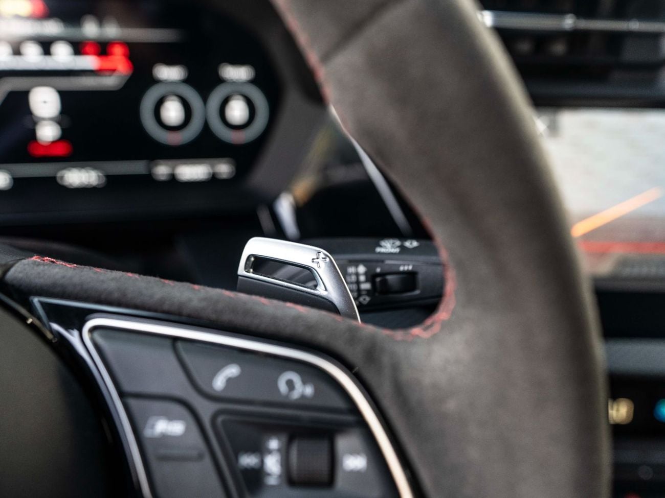 أودي RS3 TFSI quattro 2.5L Sedan