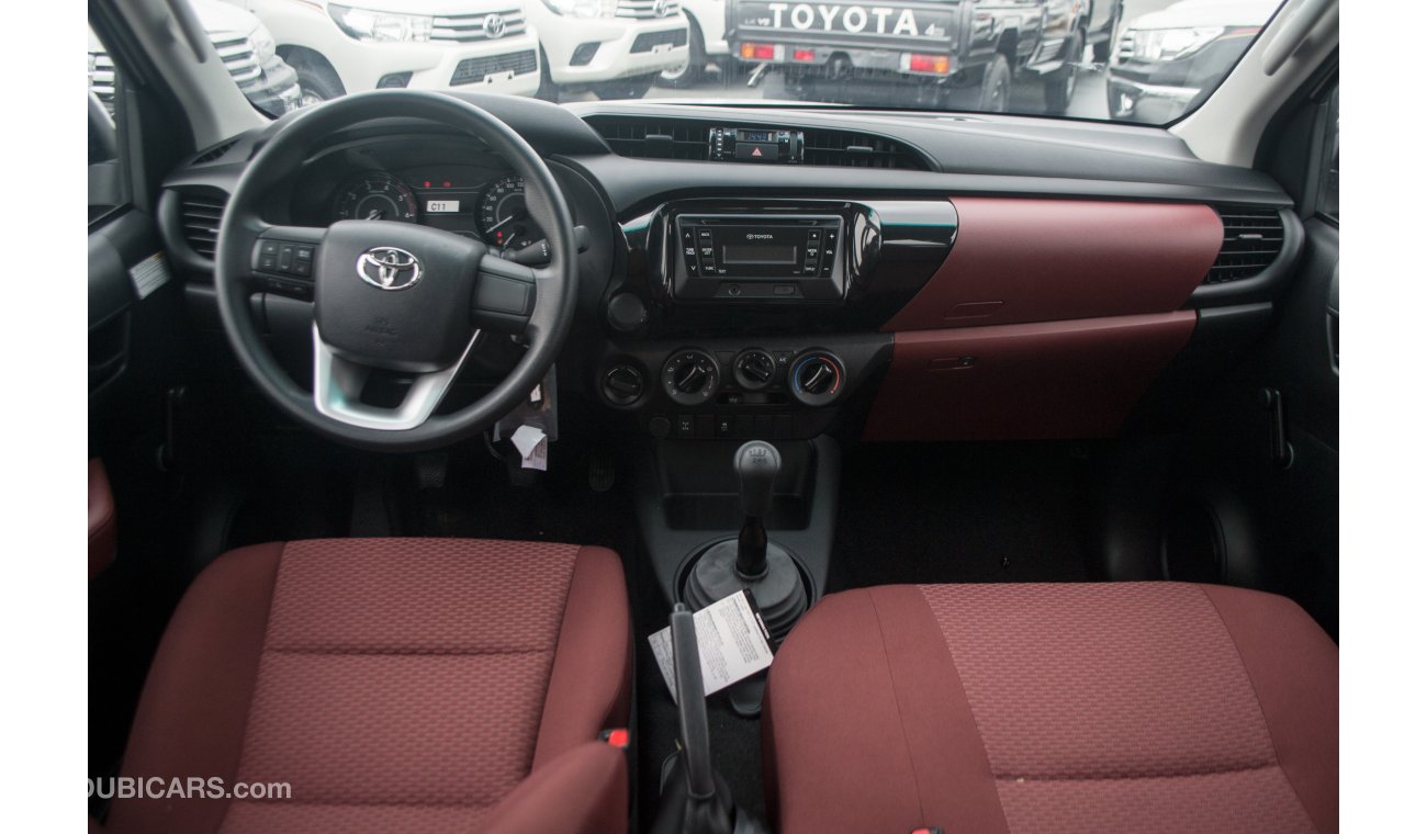 Toyota Hilux - 2.4L - M/T