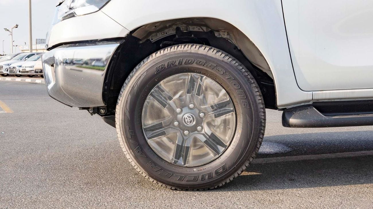 تويوتا هيلوكس 2025 Toyota Hilux DC 2.7L Petrol MT - Black Interior