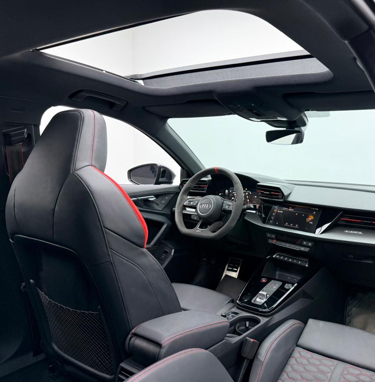 أودي RS3 STD 2024 Audi RS3 Sportback, 2028 Audi Warranty + Service Pack, Full Audi Service History, Low Km, G