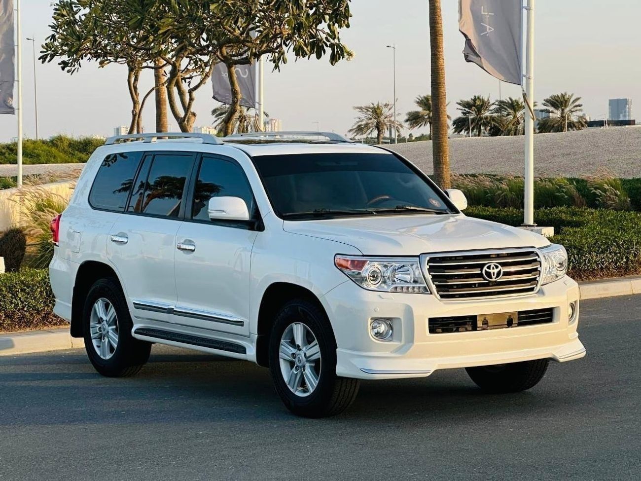 تويوتا لاند كروزر Toyota landcuriser GXR V8 2018 original