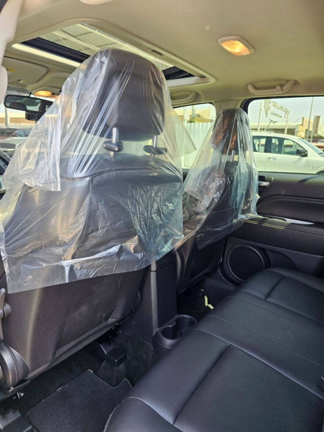 جيب كومباس Limited 2.4L (172 HP)