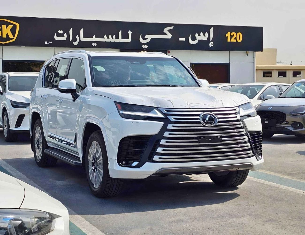 لكزس LX 500 LX500d /3.3L V6 DIESEL/RADAR/ LEATHER WITH POWER SEATS/HEADS UP DISPLAY/FULL OPTION (CODE#LX5DR)