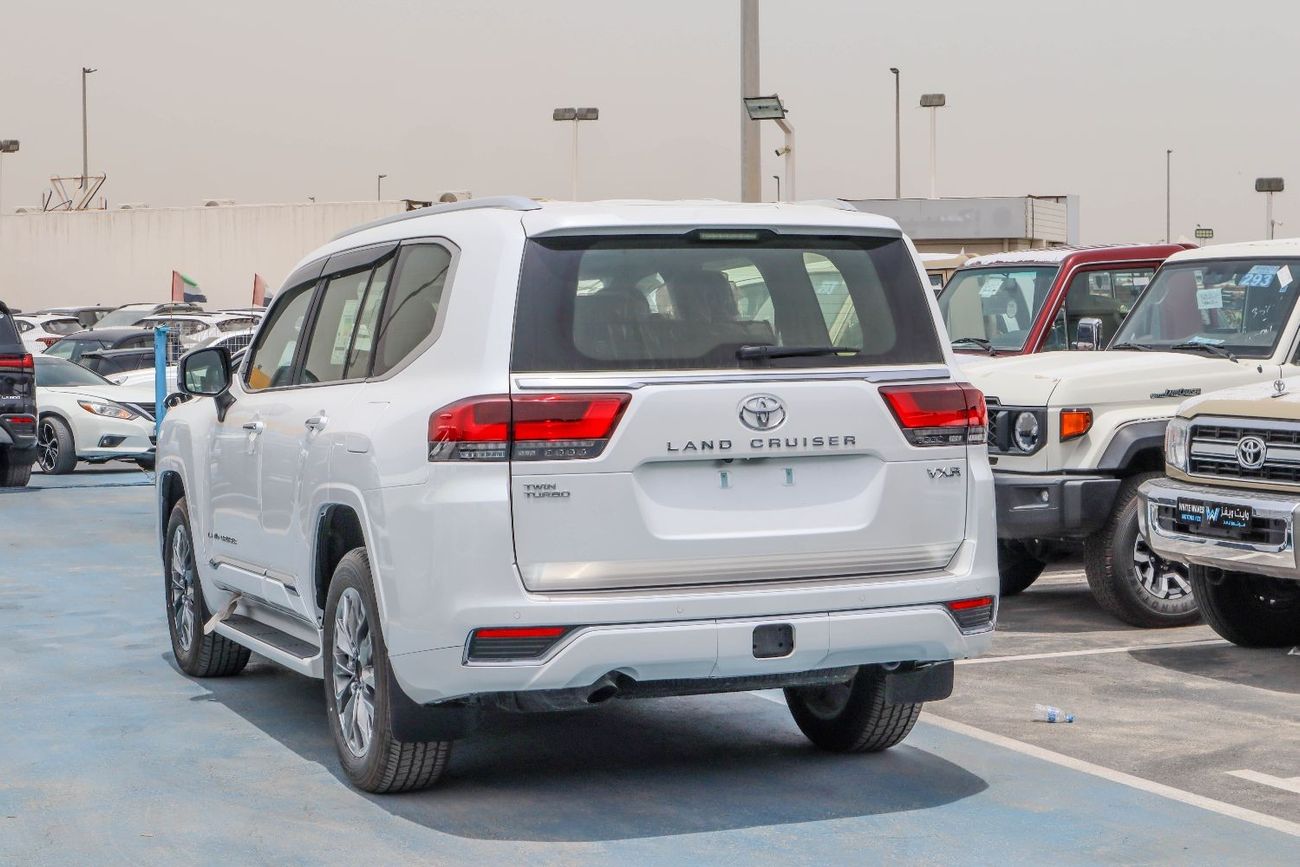 Toyota Land Cruiser VXR 3.5L Toyota Land Cruiser 300 Series (VJA300) VXR trim with the 3.5L