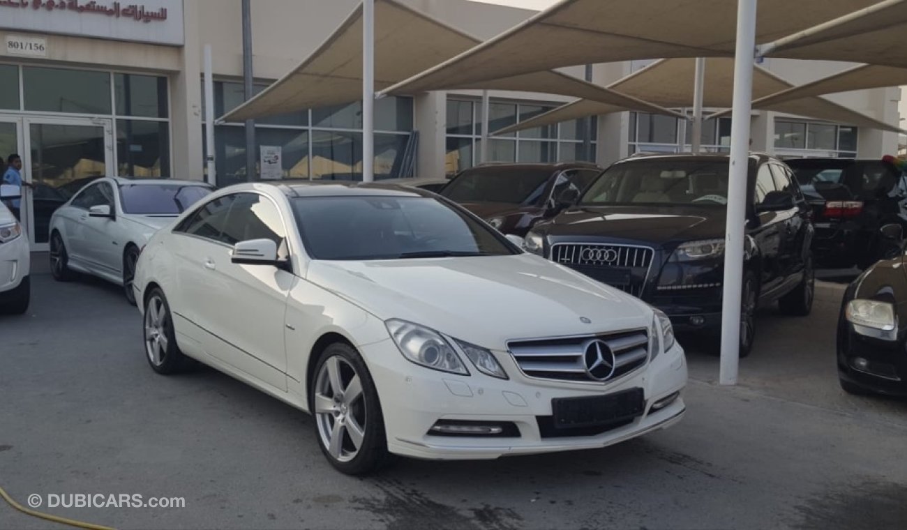 Mercedes-Benz E 250 2012 GCC car prefect condition full service full option low mileage