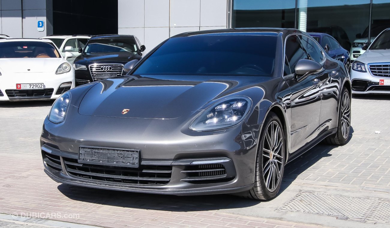 Porsche Panamera 4S