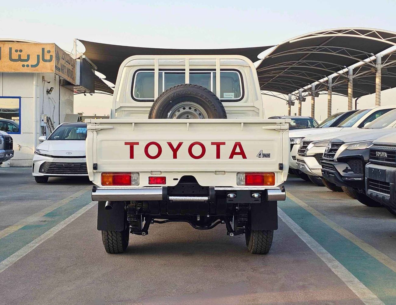 Toyota Land Cruiser Pick Up LC79 STD-E / M/T / DOUBLE CABIN / 2.8L V4 DIESEL / SNORKEL / 4WD (CODE # STD-E)