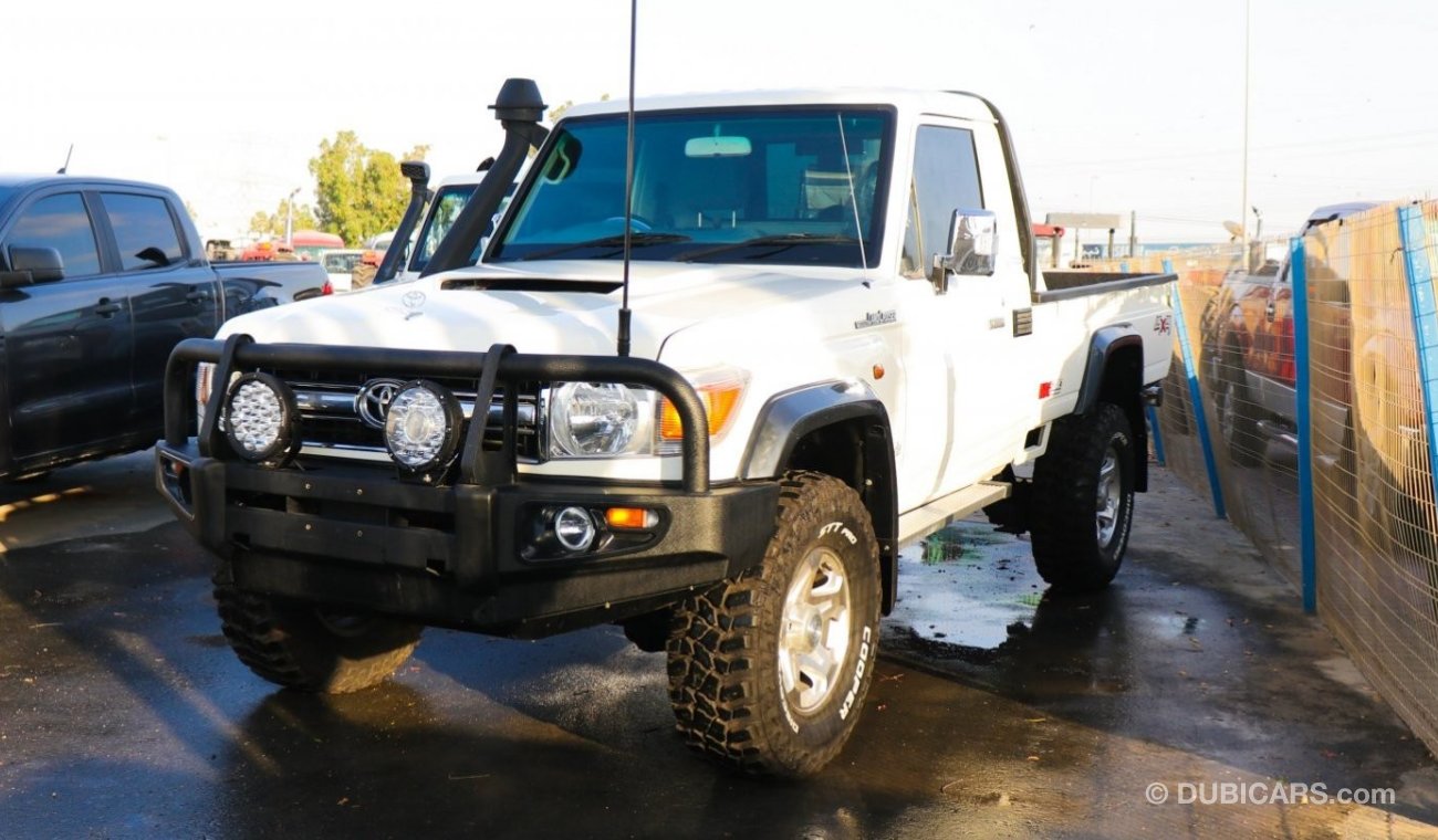 Toyota Land Cruiser Pick Up Diesel Right Hand Drive clean car