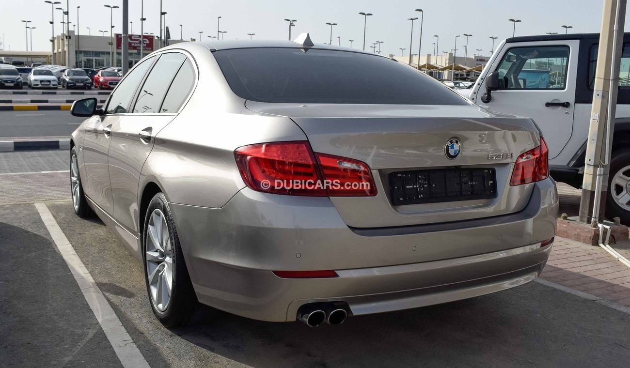 بي أم دبليو 530i i