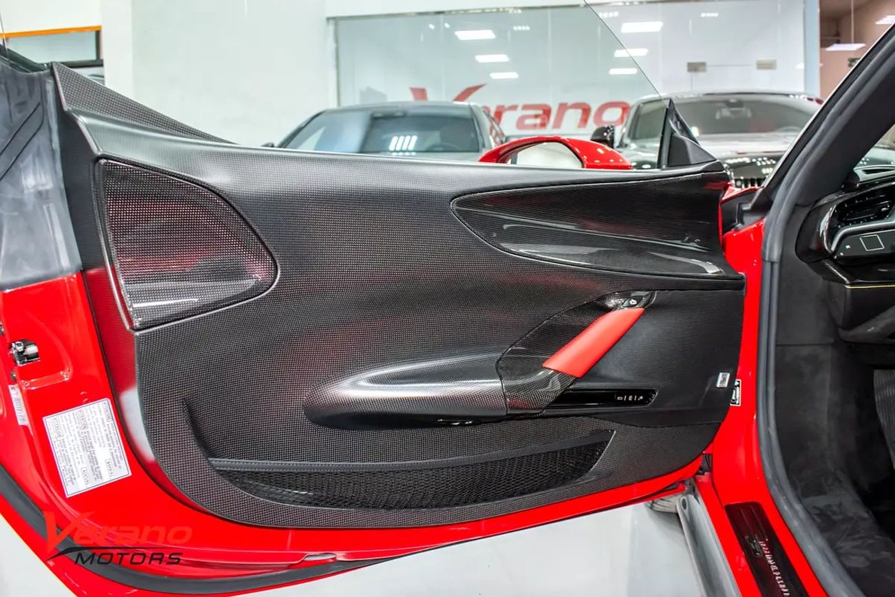 فيراري SF90 ستراديل SF90 Assetto Fiorano | Extended Carbon Spec | Al Tayer Service And Warranty | Full Spec