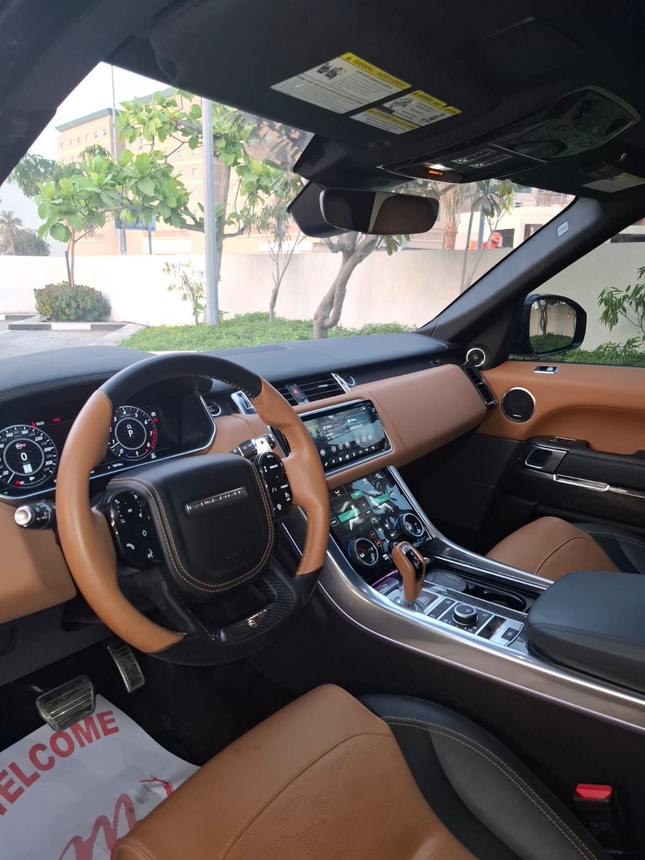 Land Rover Range Rover Sport SVR 5.0L (575 HP) AWD