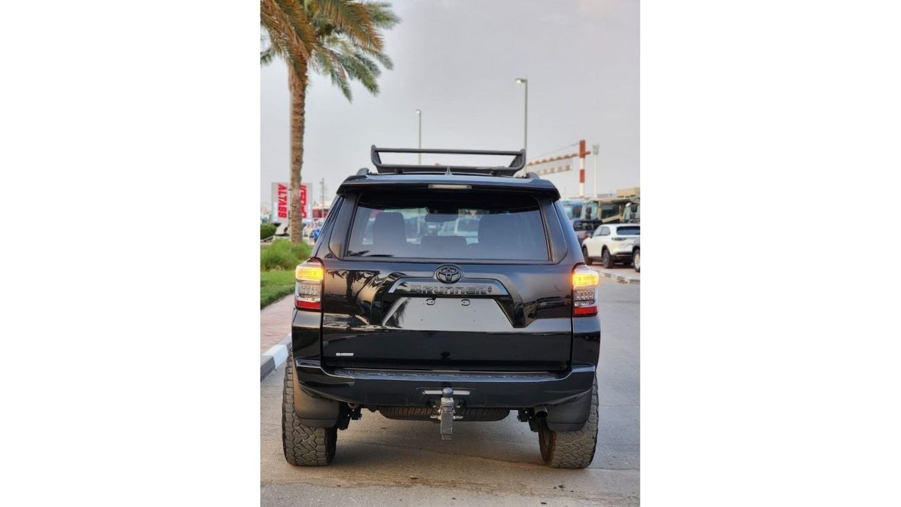 تويوتا Runner4 TOYOTA 4Runner Trd OFF Road  full option