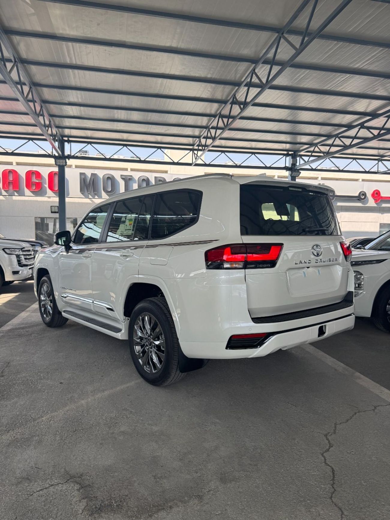 Toyota Land Cruiser 2026 GXR HIGH 4.0 V6 ** EXPORT ONLY **التصدير فقط خارج الخليج***