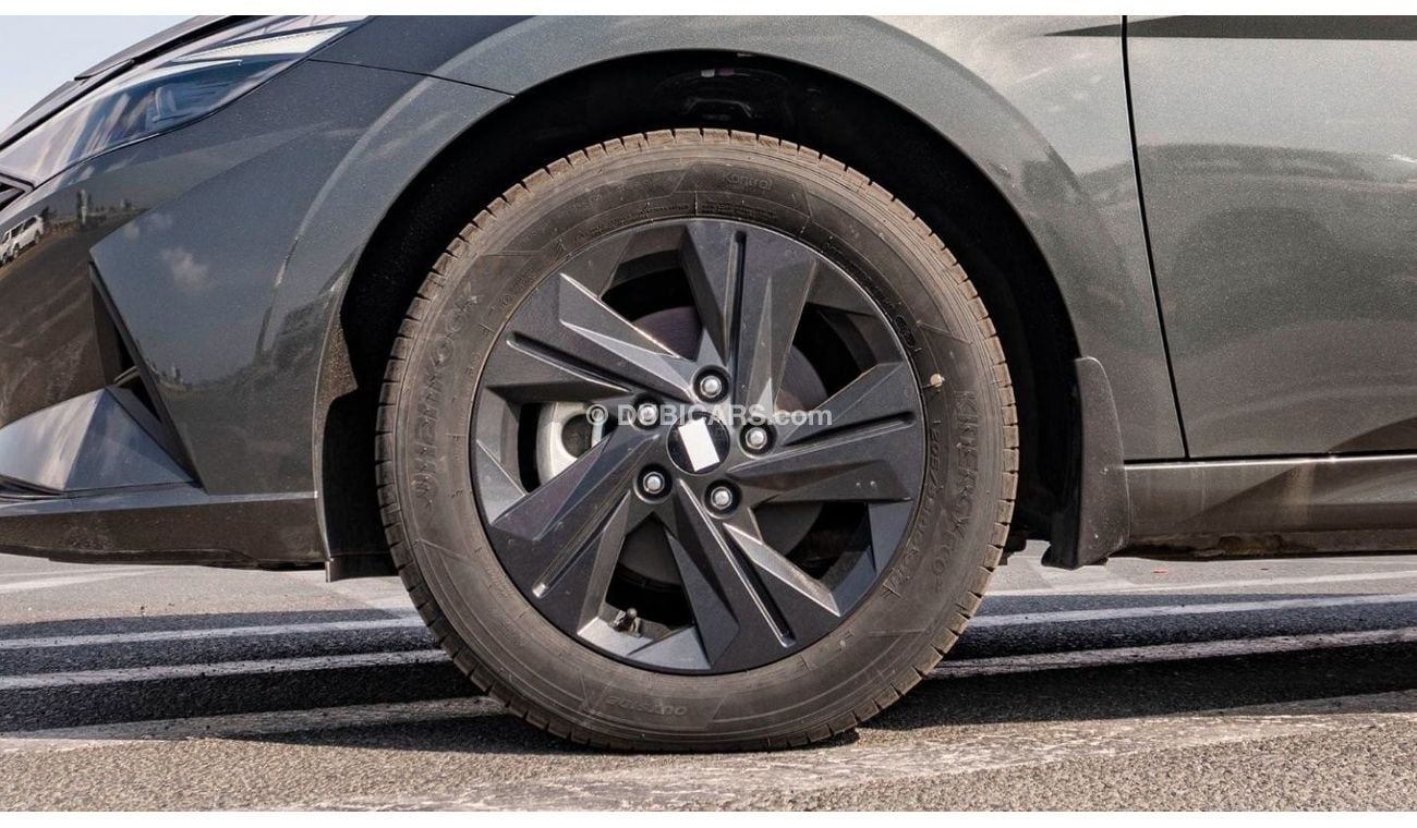 Hyundai Elantra GL 2022 Hyundai Elantra 1.6 Petrol Amazon grey