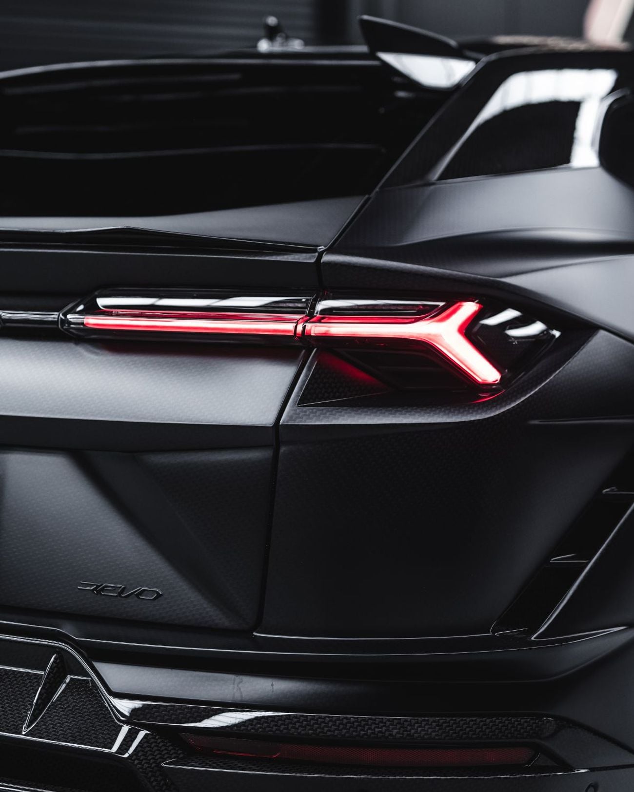 Lamborghini Urus 4.0T V8 Performante Lamborghini Urus Performante TopCar R’Evo Stealth Edition