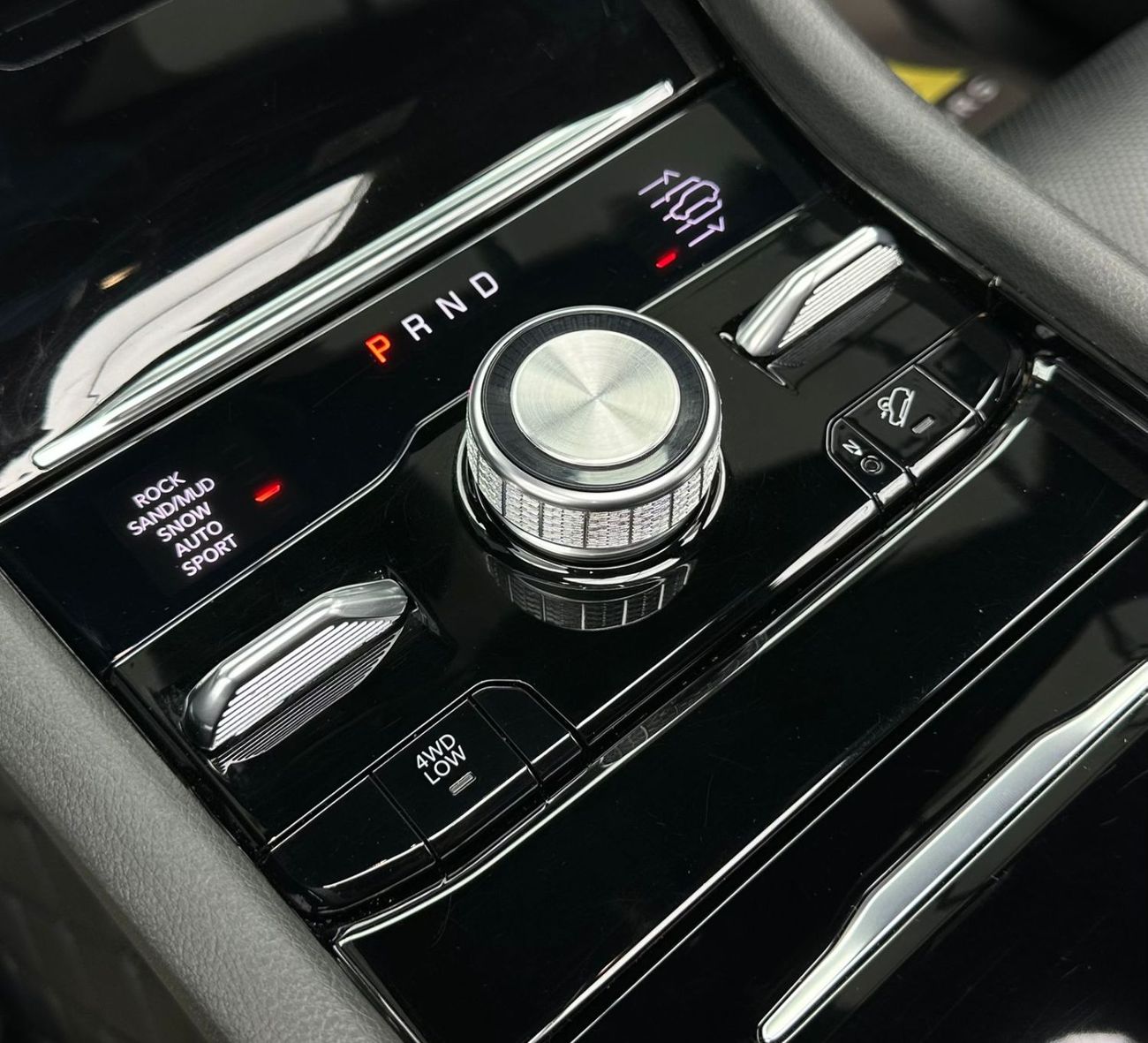 Jeep Grand Cherokee Overland 3.6L 2023 Jeep Grand Cherokee Overland 4x4, 07/2028 Jeep Warranty + Service Contract, Jeep 