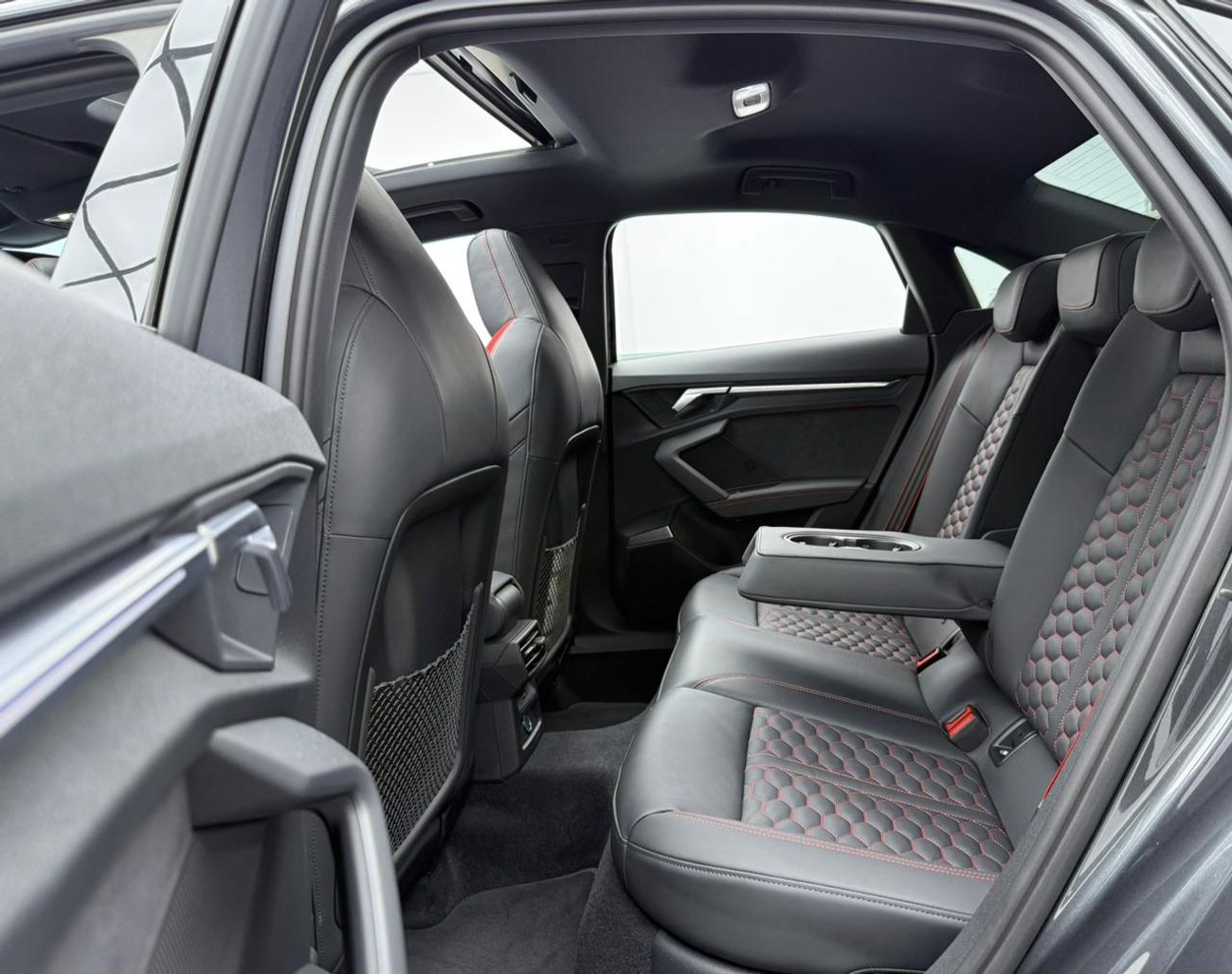 Audi RS3 TFSI quattro 2.5L Sedan 2024 Audi RS3, 2027 Audi Warranty, 2029 Audi Service Pack, Very Low Km, Full