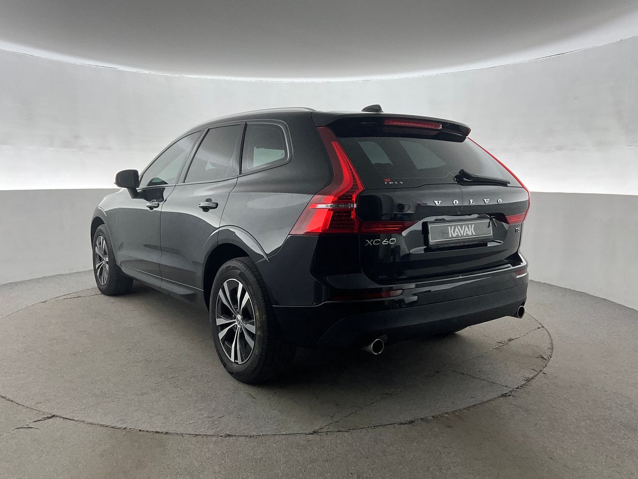 Volvo XC60 T5 Momentum | National Day Celebration | Guaranteed Warranty | 0 Down Payment