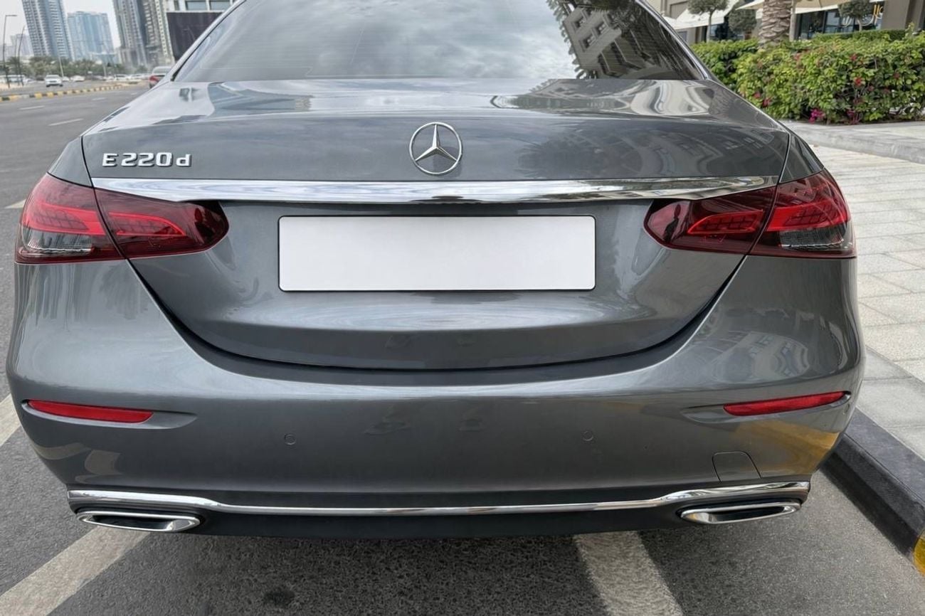 Mercedes-Benz E200 220d