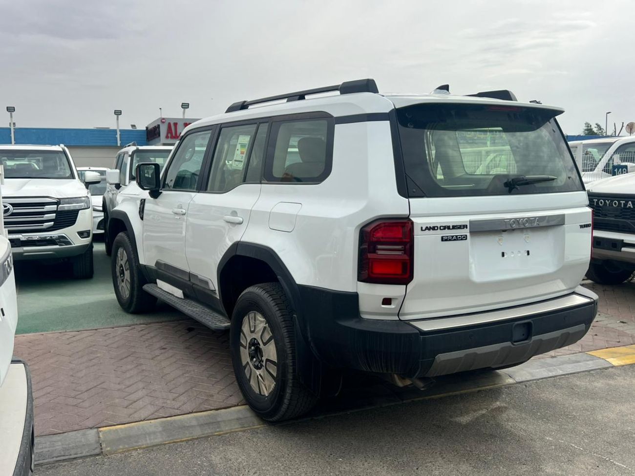 Toyota Prado GXR 2.4T