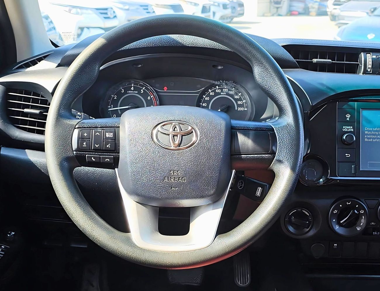 تويوتا هيلوكس 2.7 A/T/ AUTO WINDOWS/ WIDE BODY/ FULL OPTION/ EXPORT ONLY/ LOT# 45086