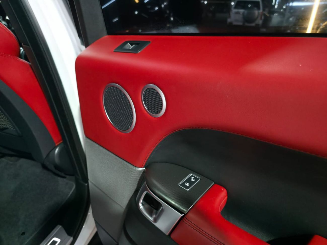 لاند روفر رينج روفر سبورت HSE 3.0L (340 HP)