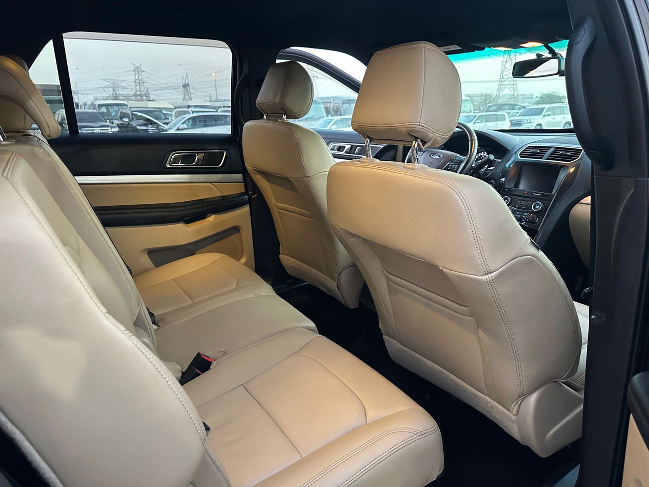 Ford Explorer XLT V4 2.3L