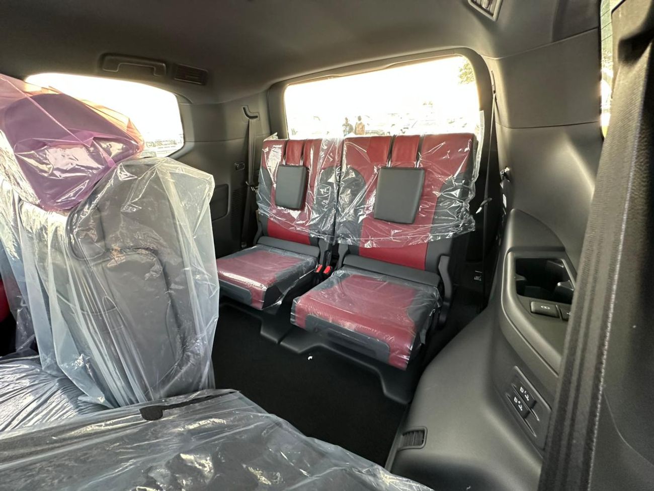 Toyota Land Cruiser GR-S 3.3L