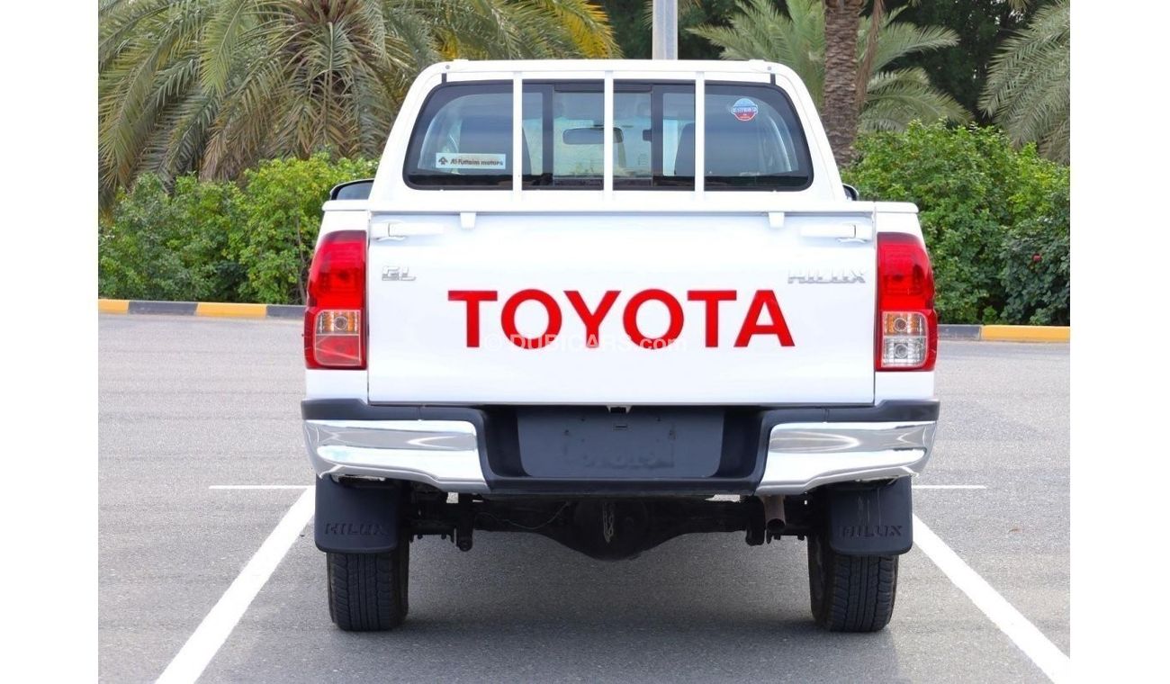 Toyota Hilux GL | 4X4 - 2.7L PETROL - AUTOMATIC - D/CABIN | GCC SPECS | BEST PRICE