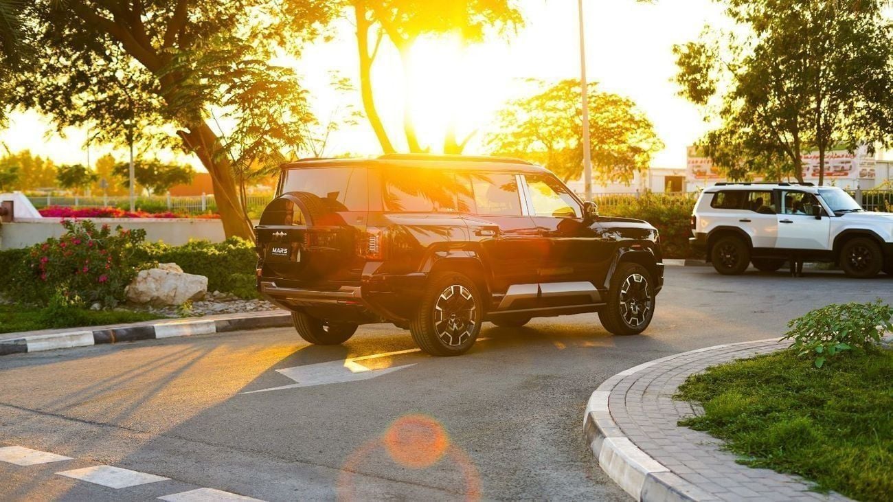 بي واي دي ليوبارد 8 BYD LEOPARD 8 FLAGSHIP / 7 SEATS / 2.0L HYBRID (PLUG-IN) / 939 HP / WARRANTY (10 YEARS)