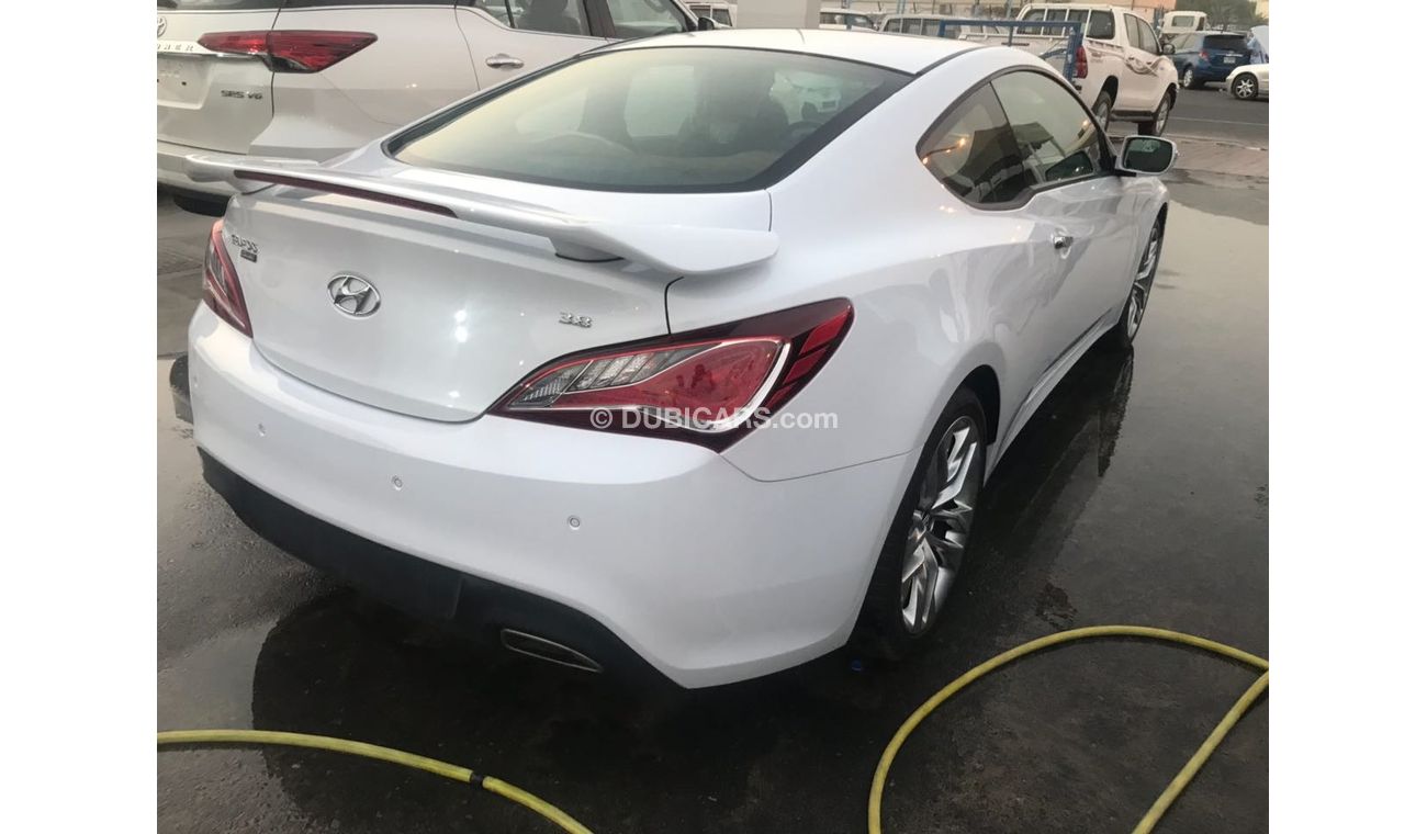 Hyundai Genesis Coupe 3.8l