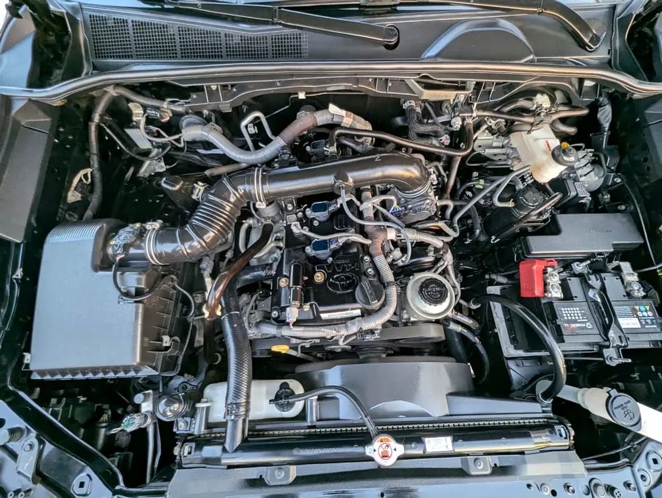 Toyota Fortuner EXR - V4 2.7L 4X4 - Accident Free Low mileage - GCC Specs