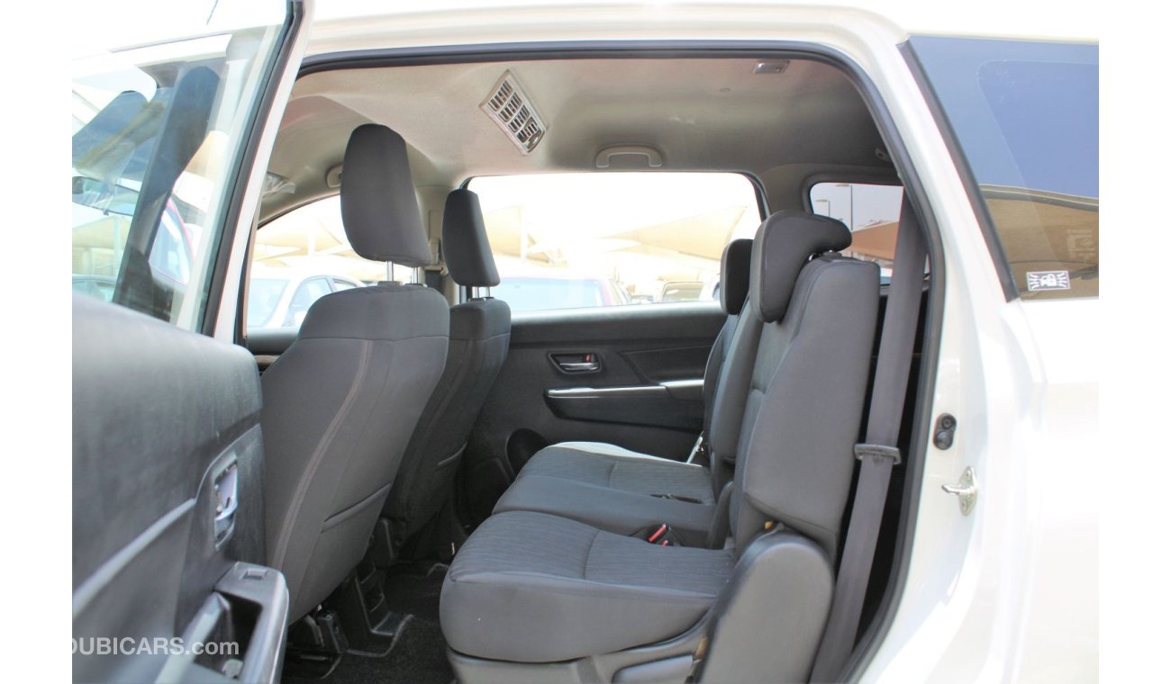 Suzuki Ertiga GLX ACCIDENTS FREE - GCC - CAR IS IN PERFECT CONDITION INSIDE OUT