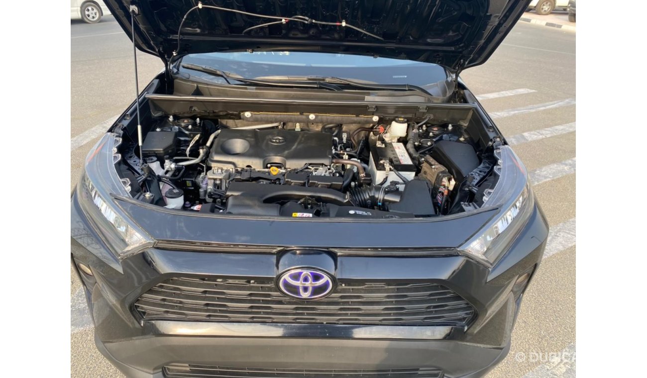Toyota RAV4 2019 TOYOTA RAV 4 XLE / FULL OPTION