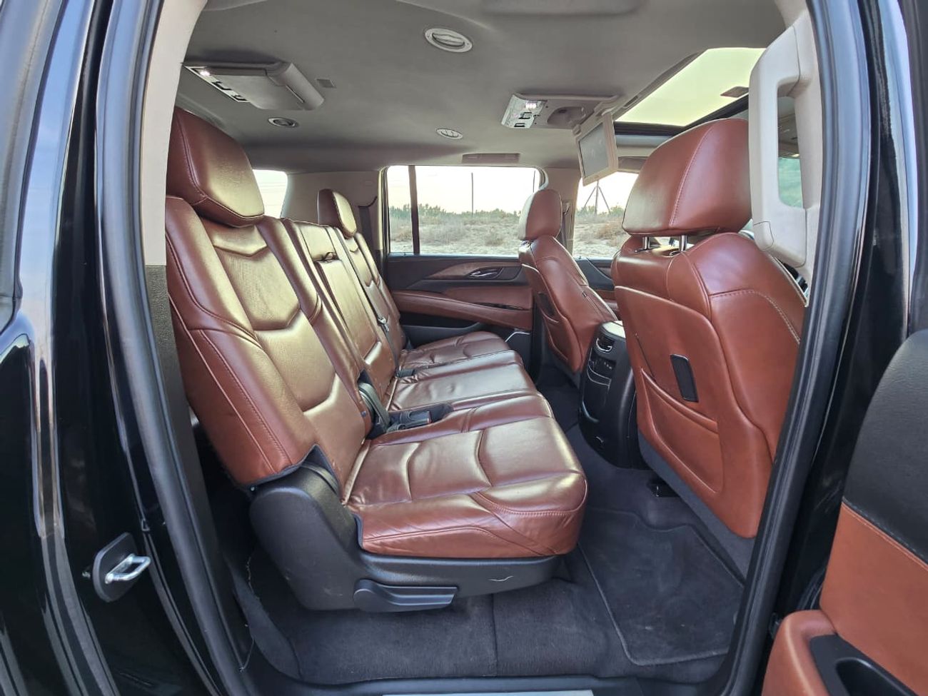 كاديلاك إسكالاد Premium Luxury 6.2L 4WD