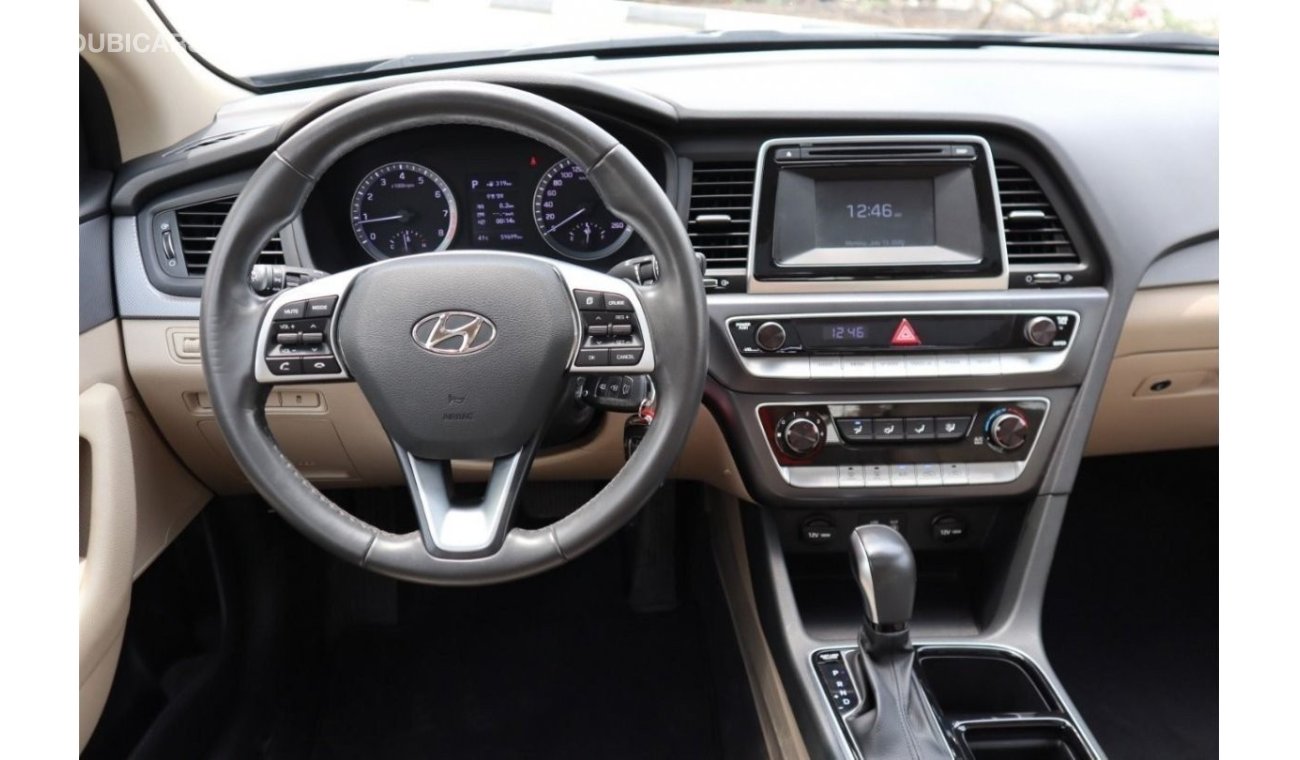 Hyundai Sonata GL GL GL GL HYUNDAI SONATA 2.4 L 2018 GCC PANORAMIC SUN ROOF FULL OPTION LOW KM WITH WARRANTY