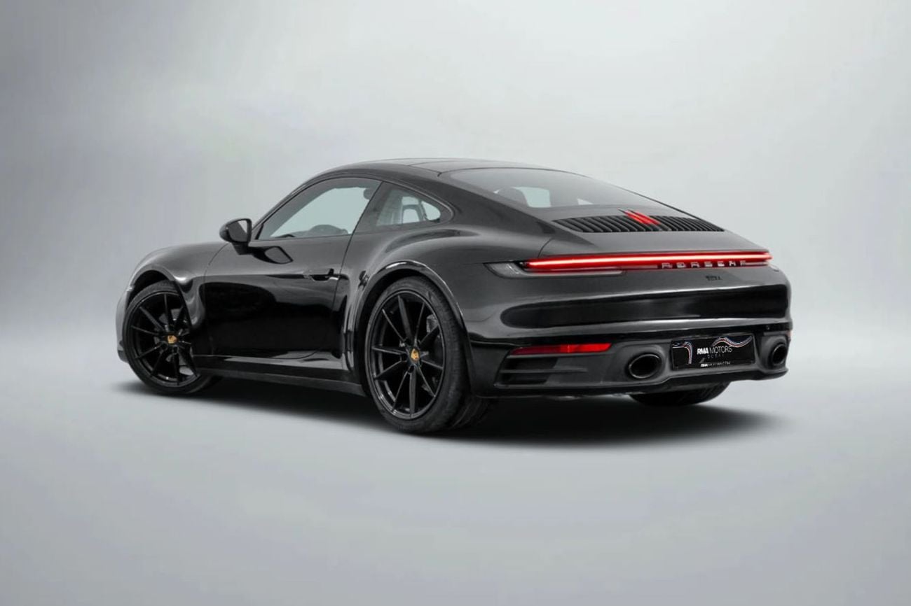 Porsche 911 CARRERA
