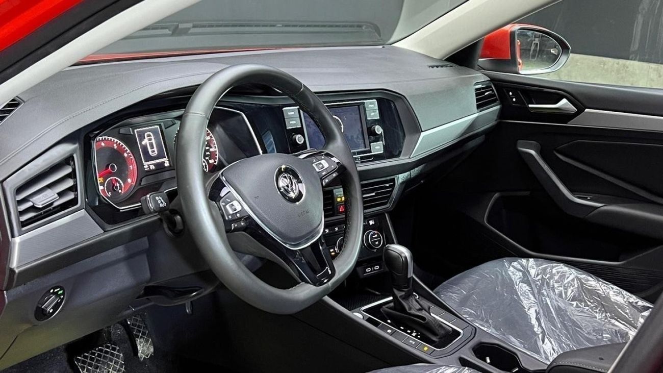 فولكس واجن جيتا 2020 Volkswagen Jetta R-Line 1.4L V4 Turbocharge Full Option -  UAE PASS