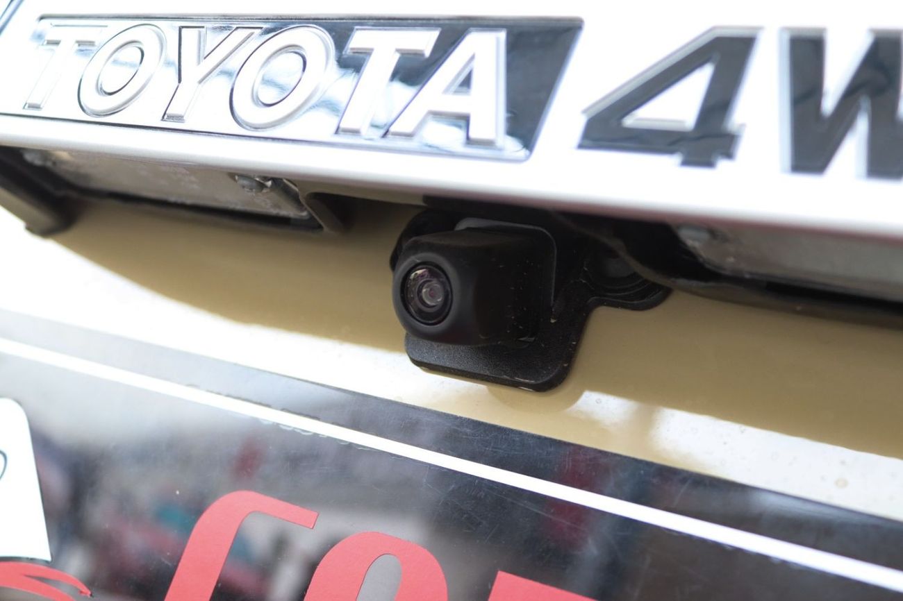 تويوتا لاند كروزر 2025 TOYOTA LAND CRUISER GDJ 76 2.8 DIESEL M/T  **EXPORT ONLY**التصدير فقط خارج الخليج**