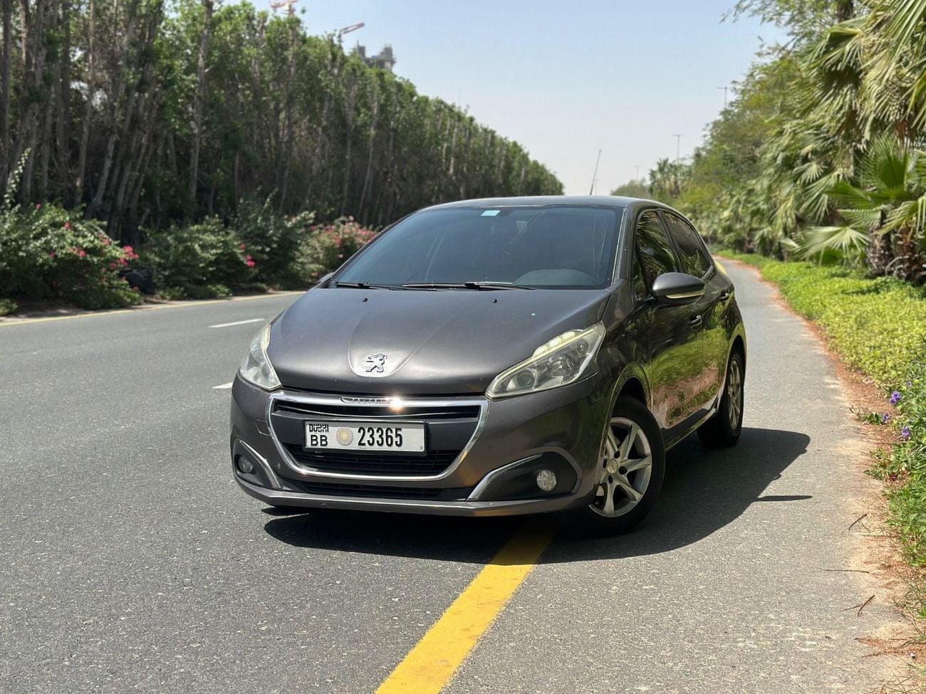 Peugeot 208 ACTIVE 2019 | GCC Specs | 1.6L Engine | Perfect Condition