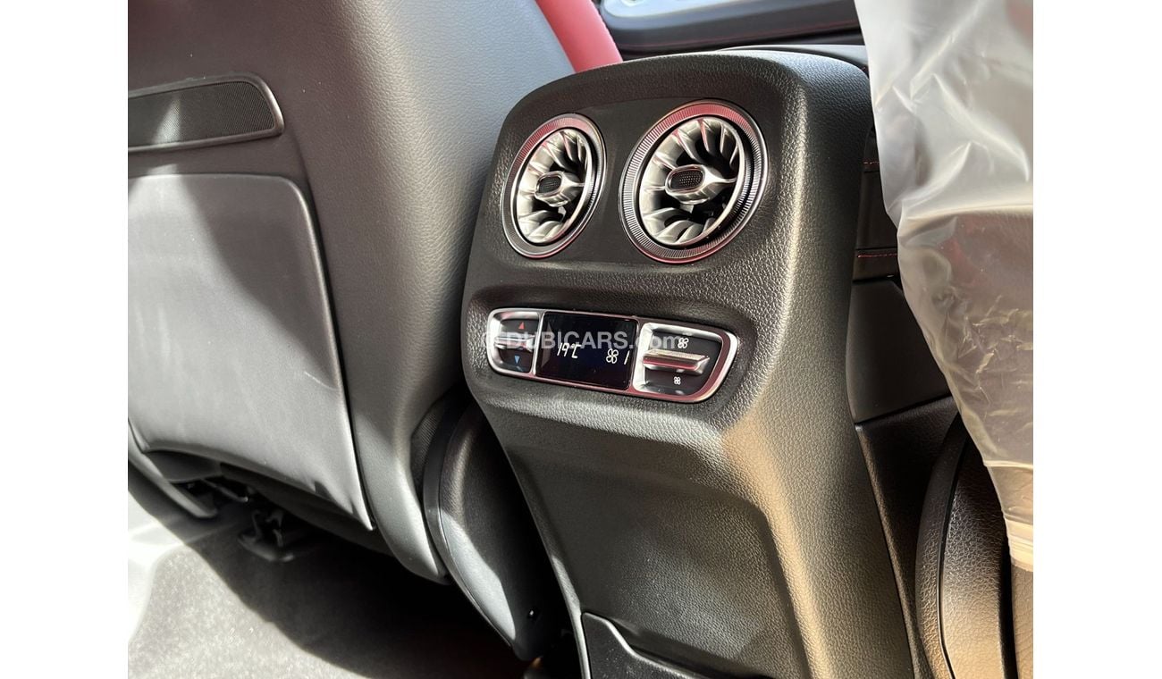 Mercedes-Benz G 63 AMG RIGHT HAND DRIVE